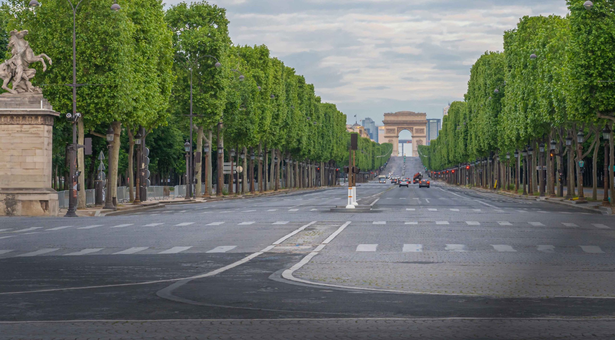 Champs-Élysées à Paris